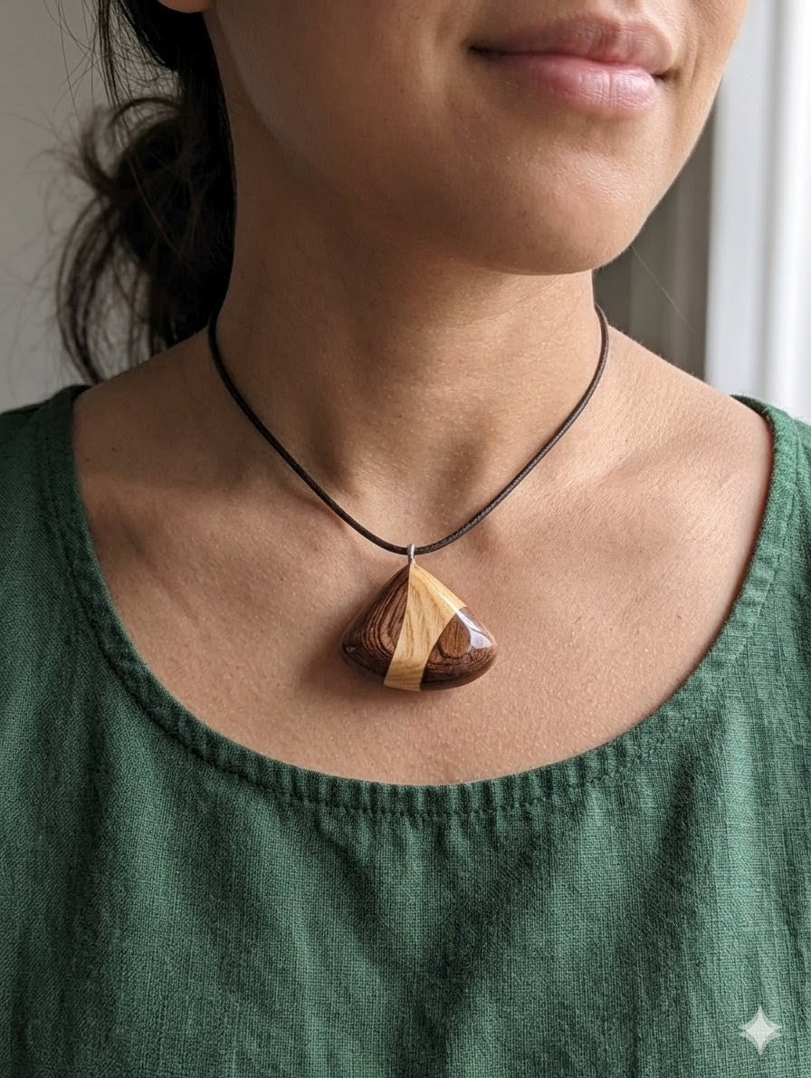 The Mahogany & Maple Prism